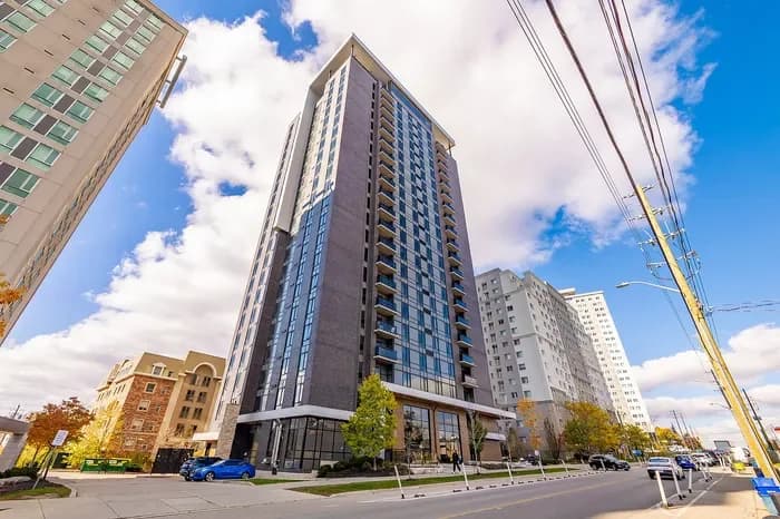 King Street Towers exterior