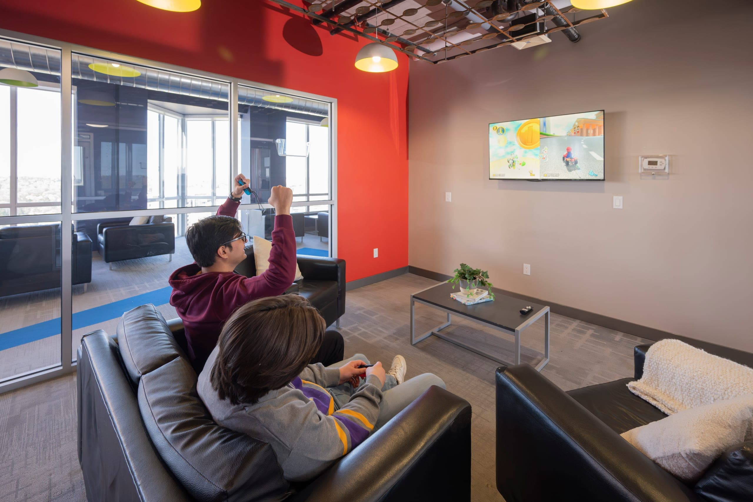 MyRez on Lester: Academic-Year Leasing Strategy for Students