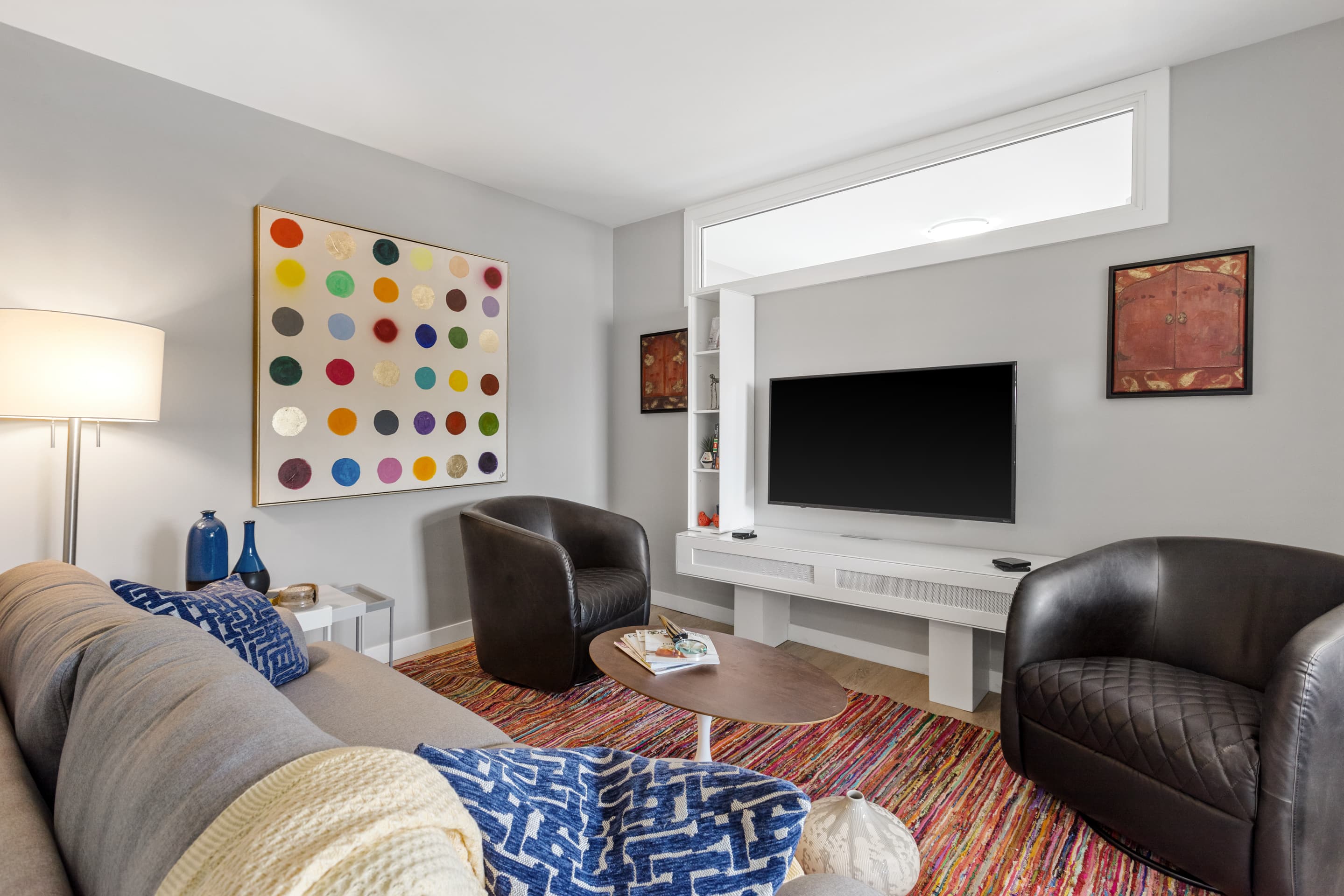 Living room with lounge seating